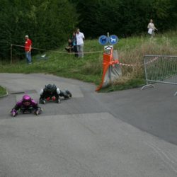 Lausanne competition et descente libre Jean Yves with student rolling on the floor