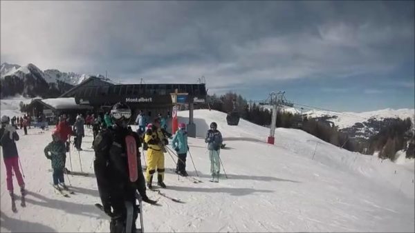 53076471_2316564358377228_7478755513765724160_n-2