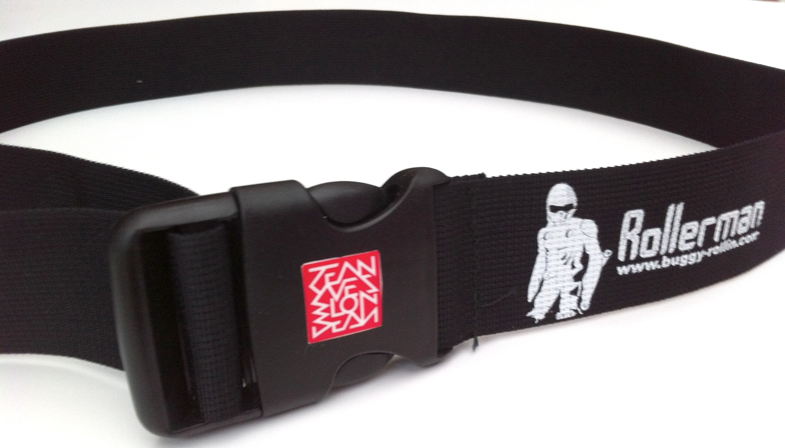 jean yves blondeau red square logo on the buckle of buggy rollin belt