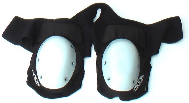Shoulder protection with white P.E. recap of Buggy Rollin wheel suit armors
